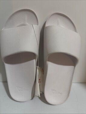 White Unisex Slide Sandals - Minimal Slip-On Slides Women’s Size 9